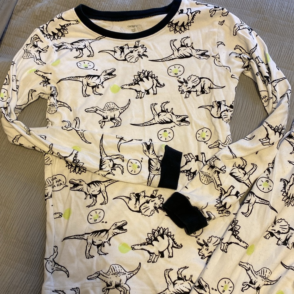 Carters dinosaur pyjama set - Picture 2 of 5